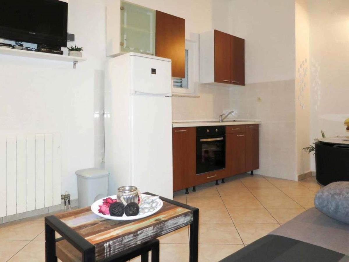 Apartments Sollis Trogir Room photo