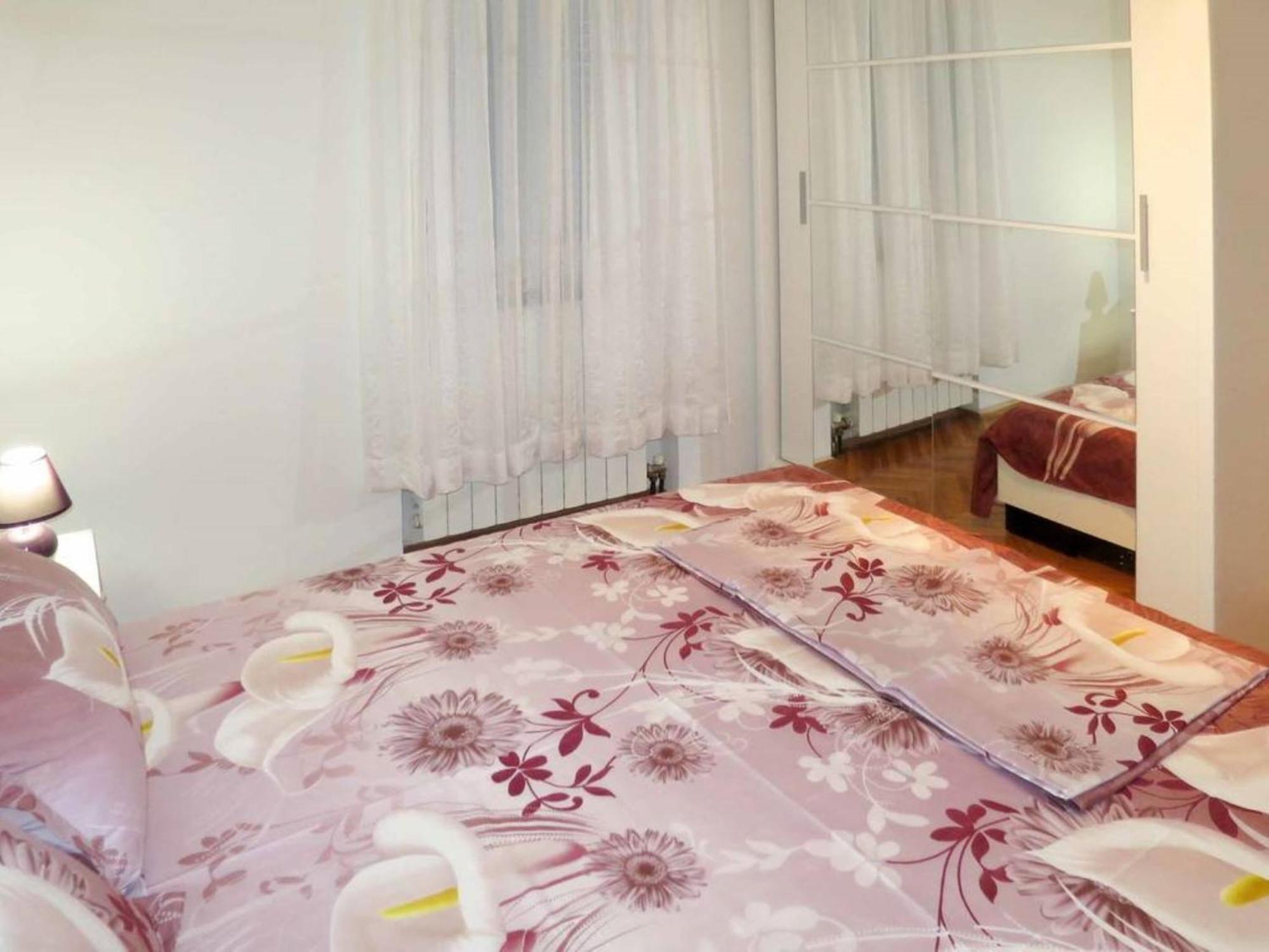 Apartments Sollis Trogir Room photo